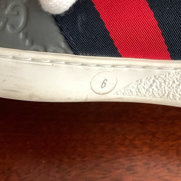 Authentic Gently worn Mens Gucci sneakers size 6 - Picture 6 of 16